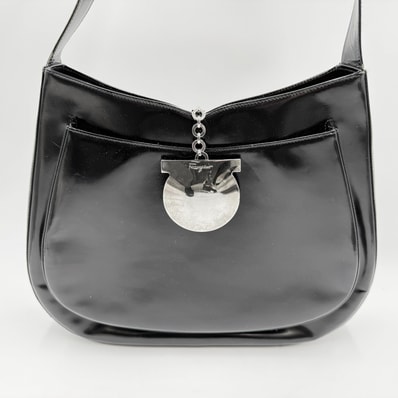 サルヴァトーレフェラガモE218205 ショルダーバッグ レディース