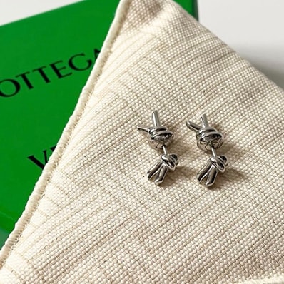 ボッテガヴェネタ ピアス ユニセックス