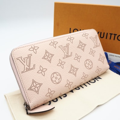 極美品 LOUIS VUITTON ルイ・ヴィトン マヒナ ジッピーウォレット マグノリア M61868 長財布 ピンク レザー レディース