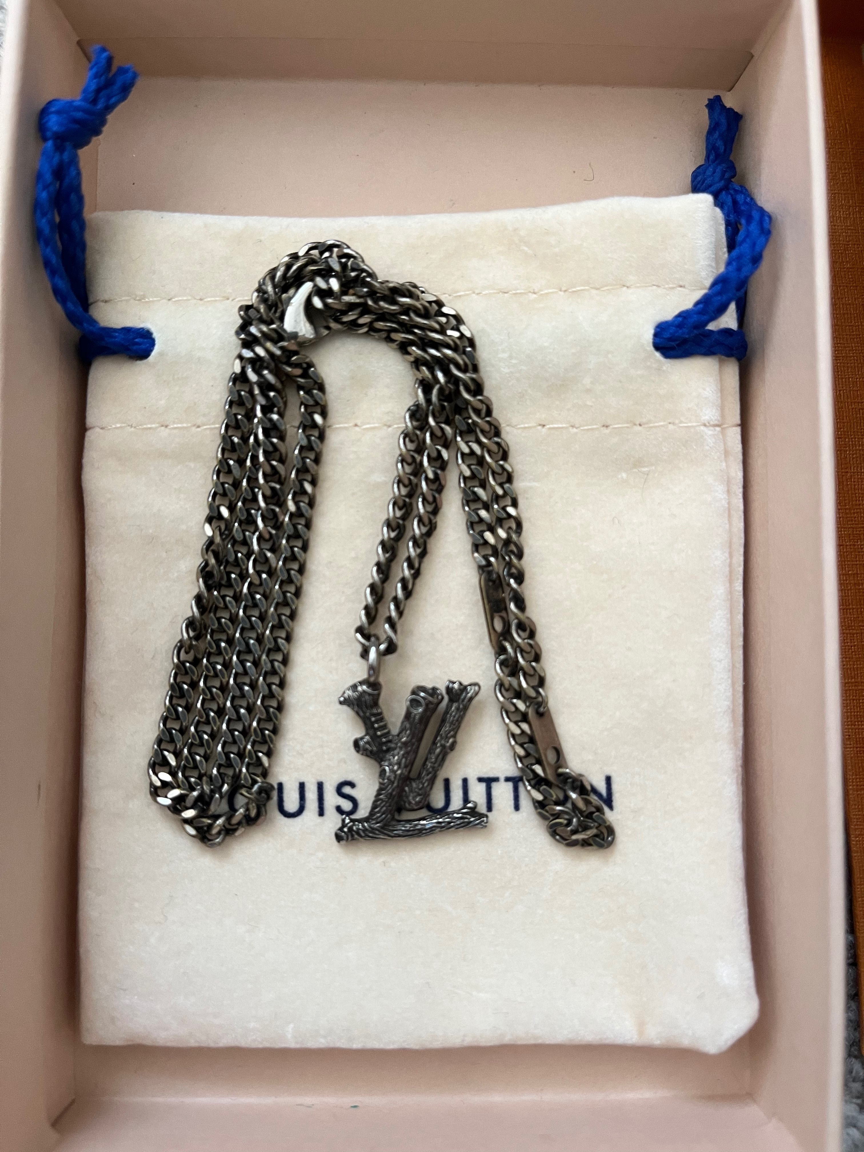 Louis Vuitton Pendant LV Wood
