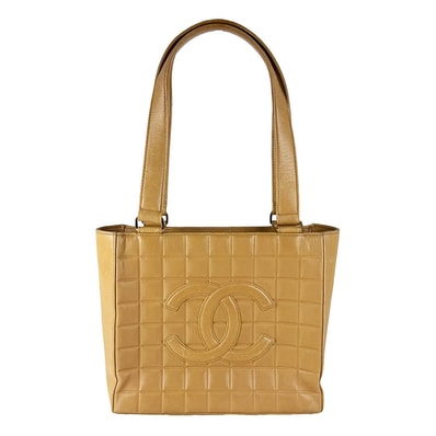 シャネル CHANEL トートバッグ チョコバー レザー ベージュ ゴールド レディース【中古】 z10740