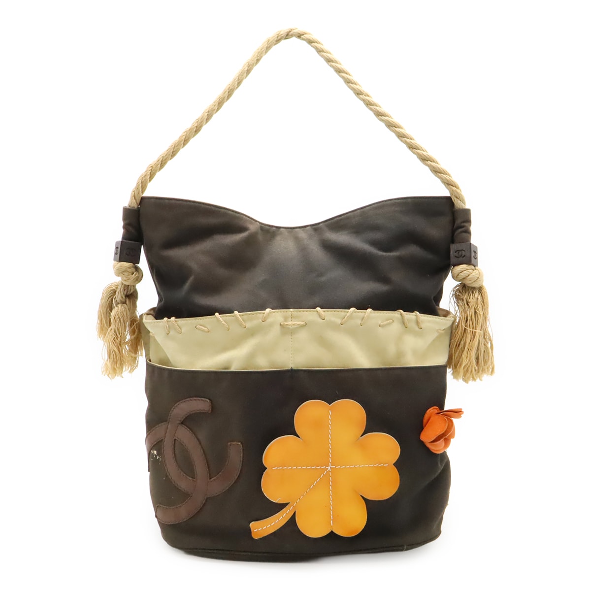 シャネルフィッシュネットトート カメリア A21385 ショルダーバッグ