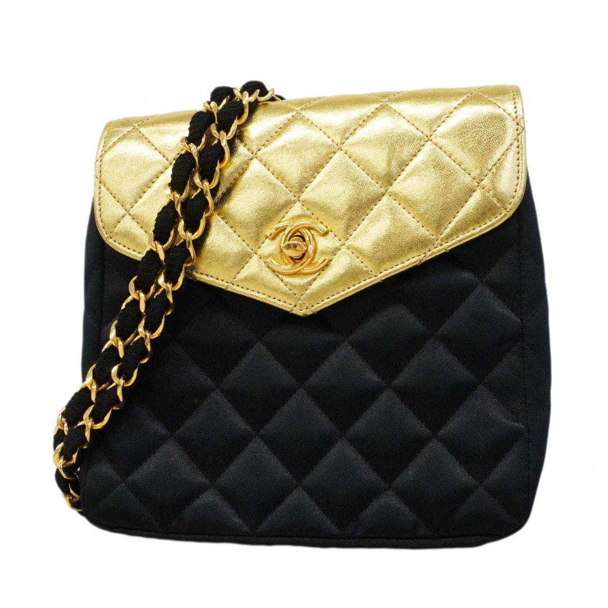 【6dc3608】シャネル ショルダーバッグ マトラッセ チェーンショルダー ラムスキン サテン ブラック ゴールド ゴールド金具【中古】レディース