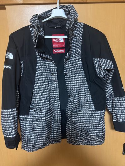 Supreme x The North Face Studded Mountain Light Jacket "Black"