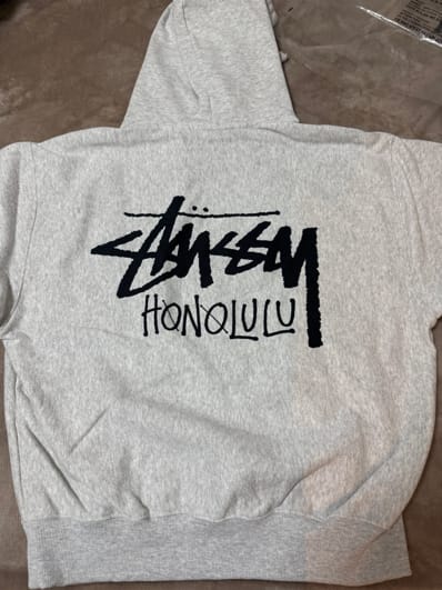 stussy ホノルル パーカーグレー