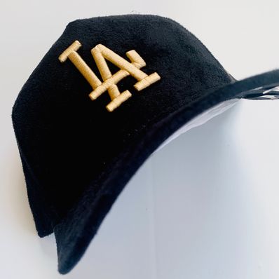 新品★海外限定! New era LA ニューエラ キャップ 金