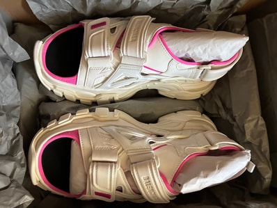 バレンシアガ レディース トラックサンダル 37C