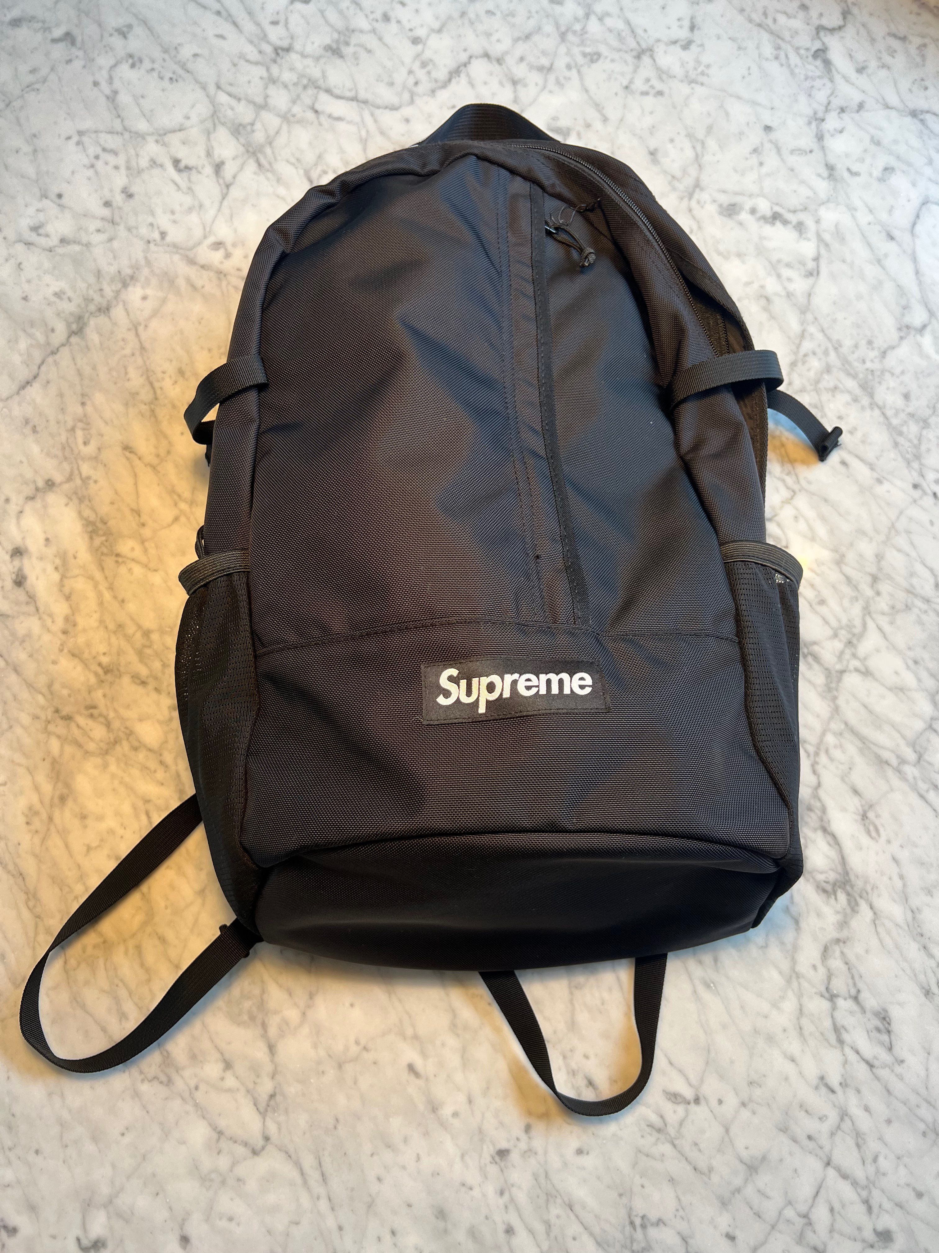 Supreme 18SS Backpack "Black"