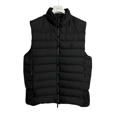 モンクレールTARNI20911A00038596IU ダウンジャケット