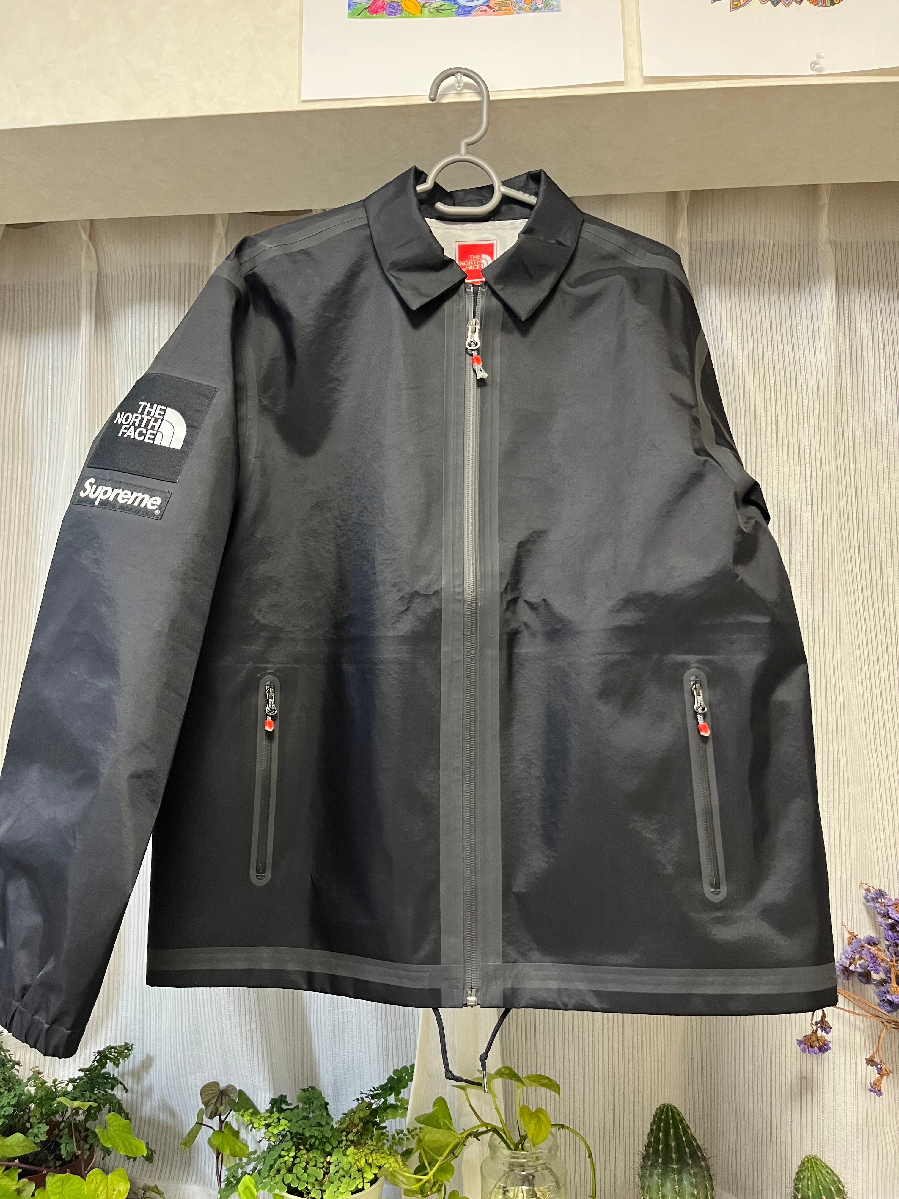 Supreme x The North Face Summit Series Outer Tape Seam Coaches Jacket "Black"