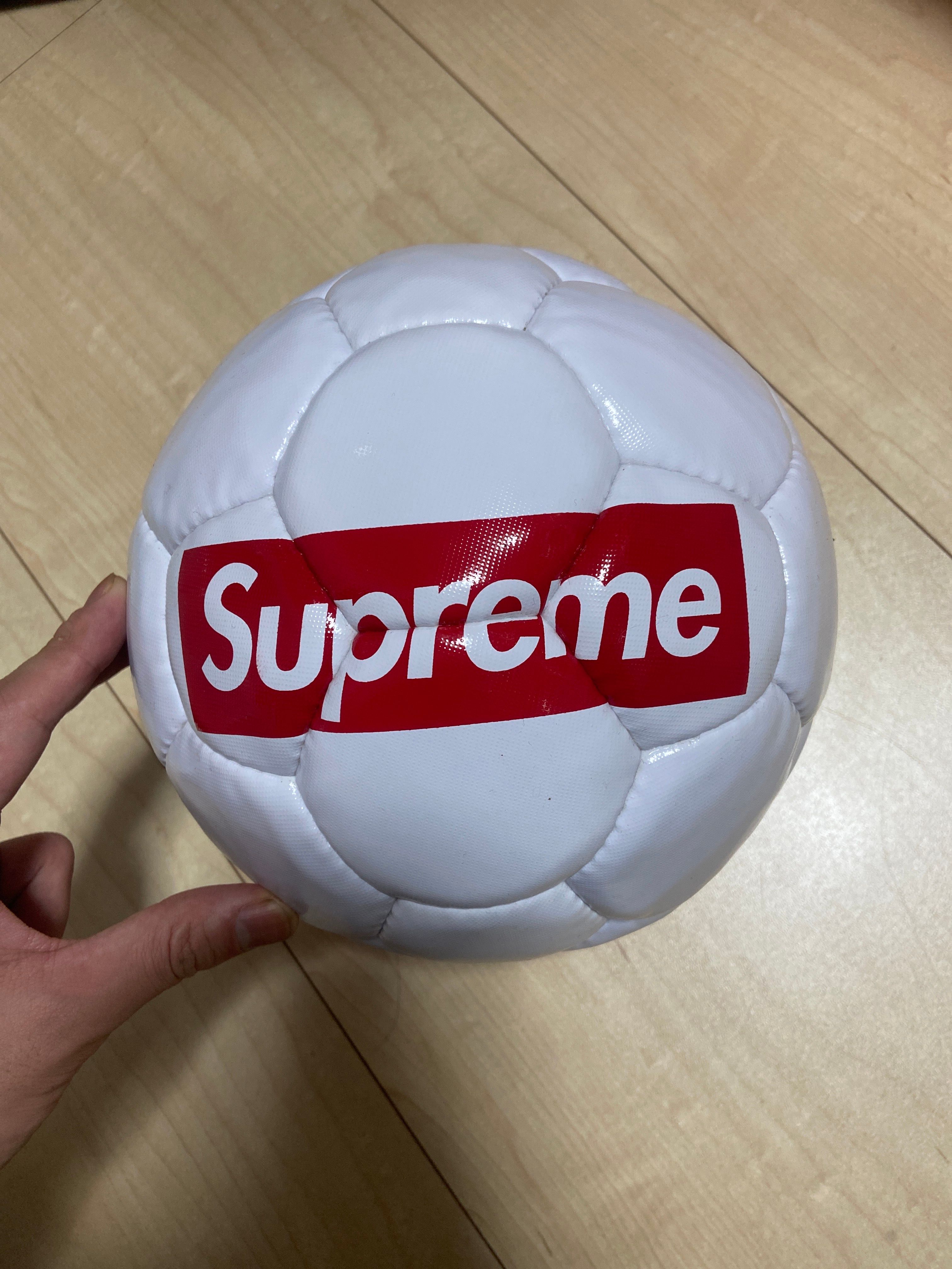 Supreme / Umbro Soccer Ball 