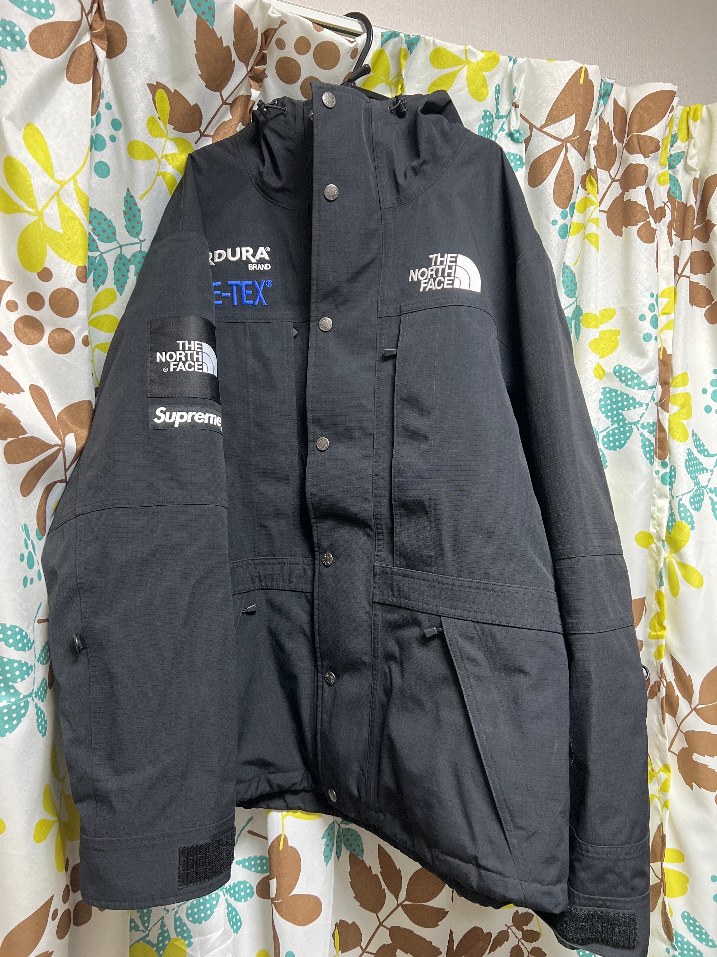 Supreme x The North Face Expedition Jacket "Black"