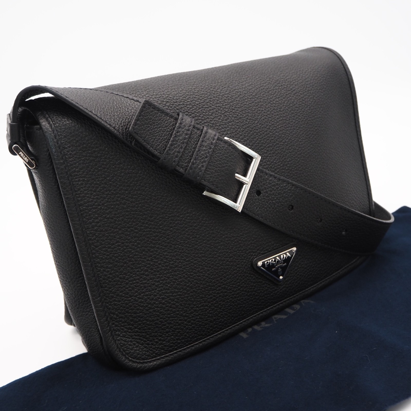 美品 PRADA プラダ レザー ショルダーバッグ 2VD075 ショルダーバッグ ブラック カーフレザー メンズ