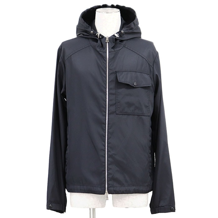 【美品】MONCLER モンクレール ブルゾン NUYTTEN サイズ 2 メンズ 2021年製 ロゴ レザーワッペン フーデッド ジップアップ ナイロン100% ジャケット アウター ネイビー 紺 ルーマニア製