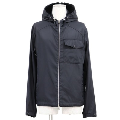 【美品】MONCLER モンクレール ブルゾン NUYTTEN サイズ 2 メンズ 2021年製 ロゴ レザーワッペン フーデッド ジップアップ ナイロン100% ジャケット アウター ネイビー 紺 ルーマニア製