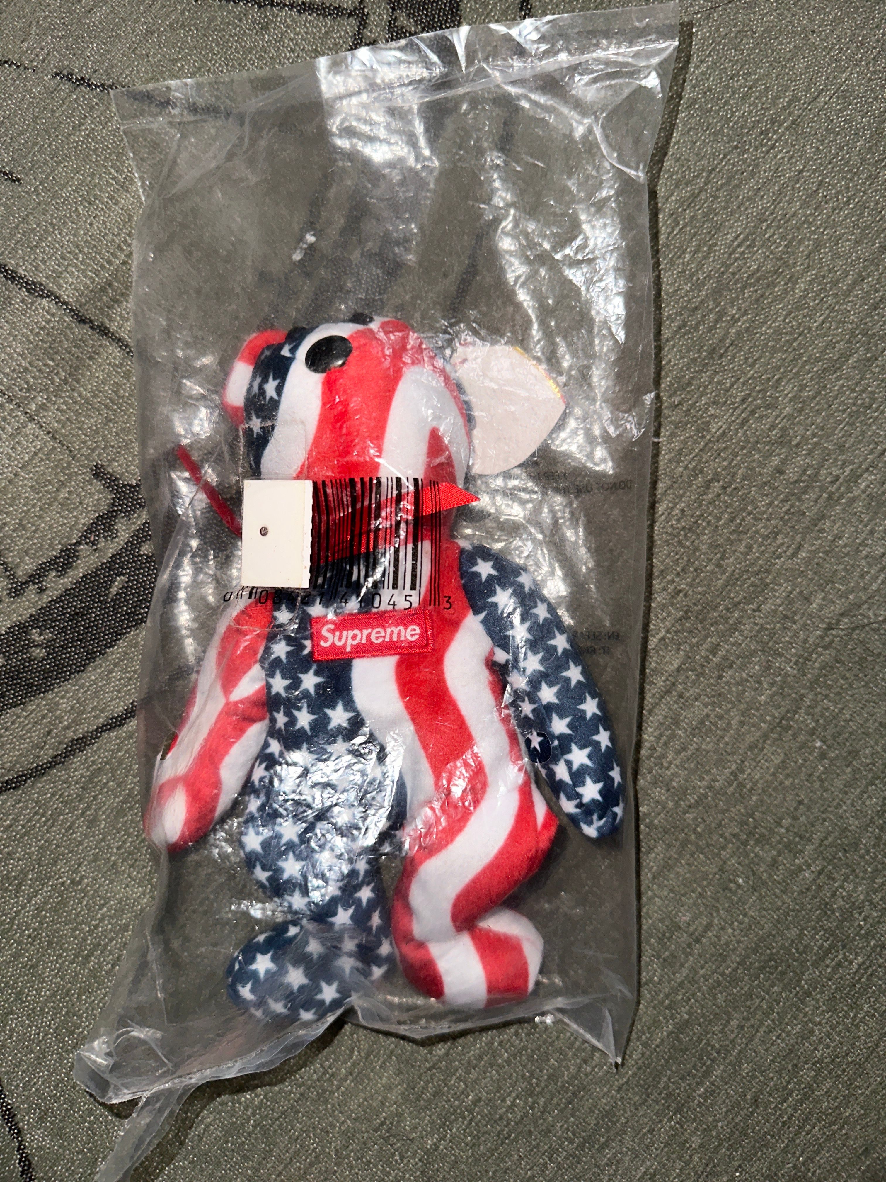 Supreme / ty Beanie Baby "Flag"