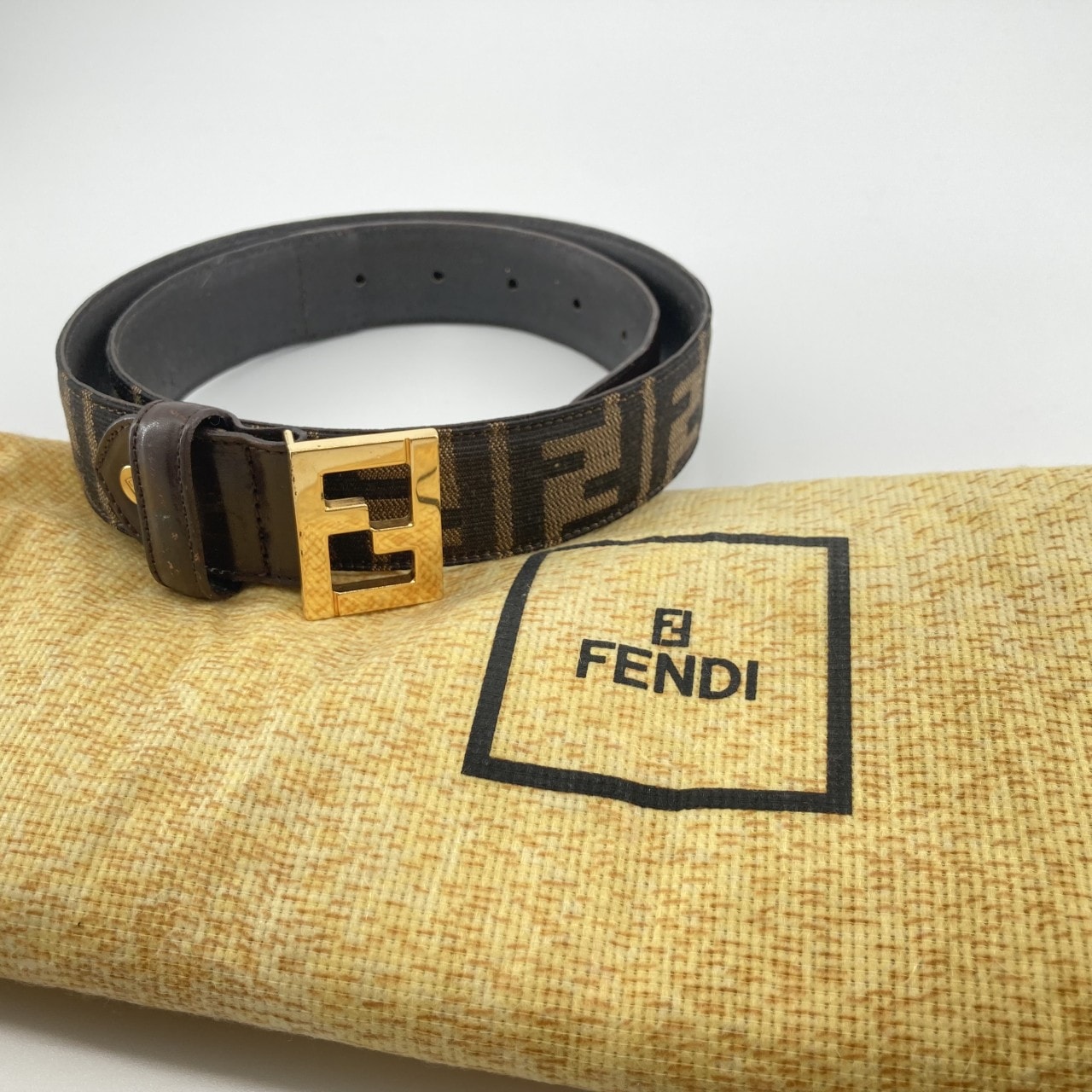 C (やや傷や汚れあり)】FENDI（フェンディ） FFロゴ ズッカ柄