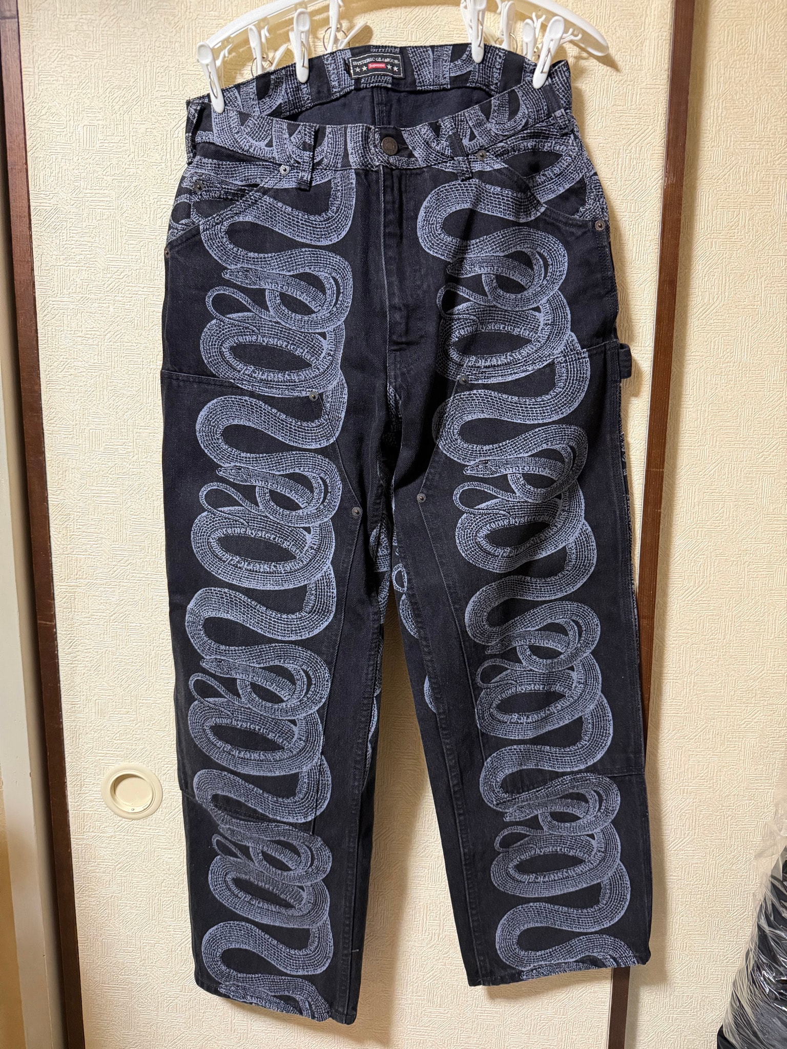 Supreme x HYSTERIC GLAMOUR Snake Double Knee Denim Painter Pant "Black"