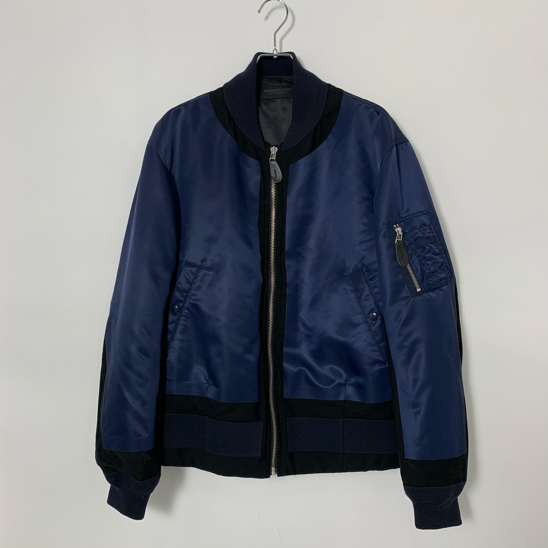 UNDERCOVER CONTRAST PANEL BOMBER JACKET Navy