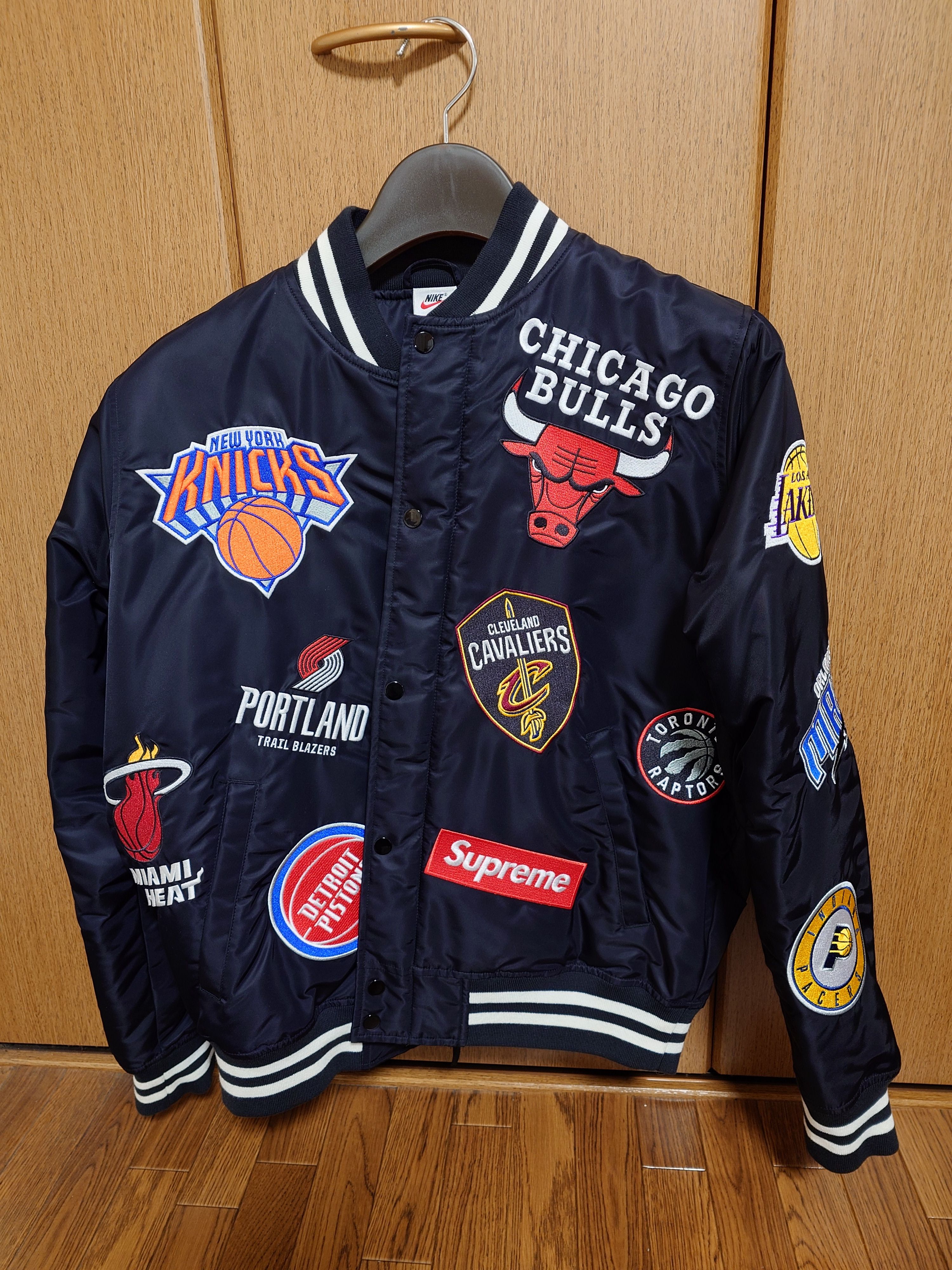 Supreme / Nike®/NBA Teams Warm-Up Jacket "Black"