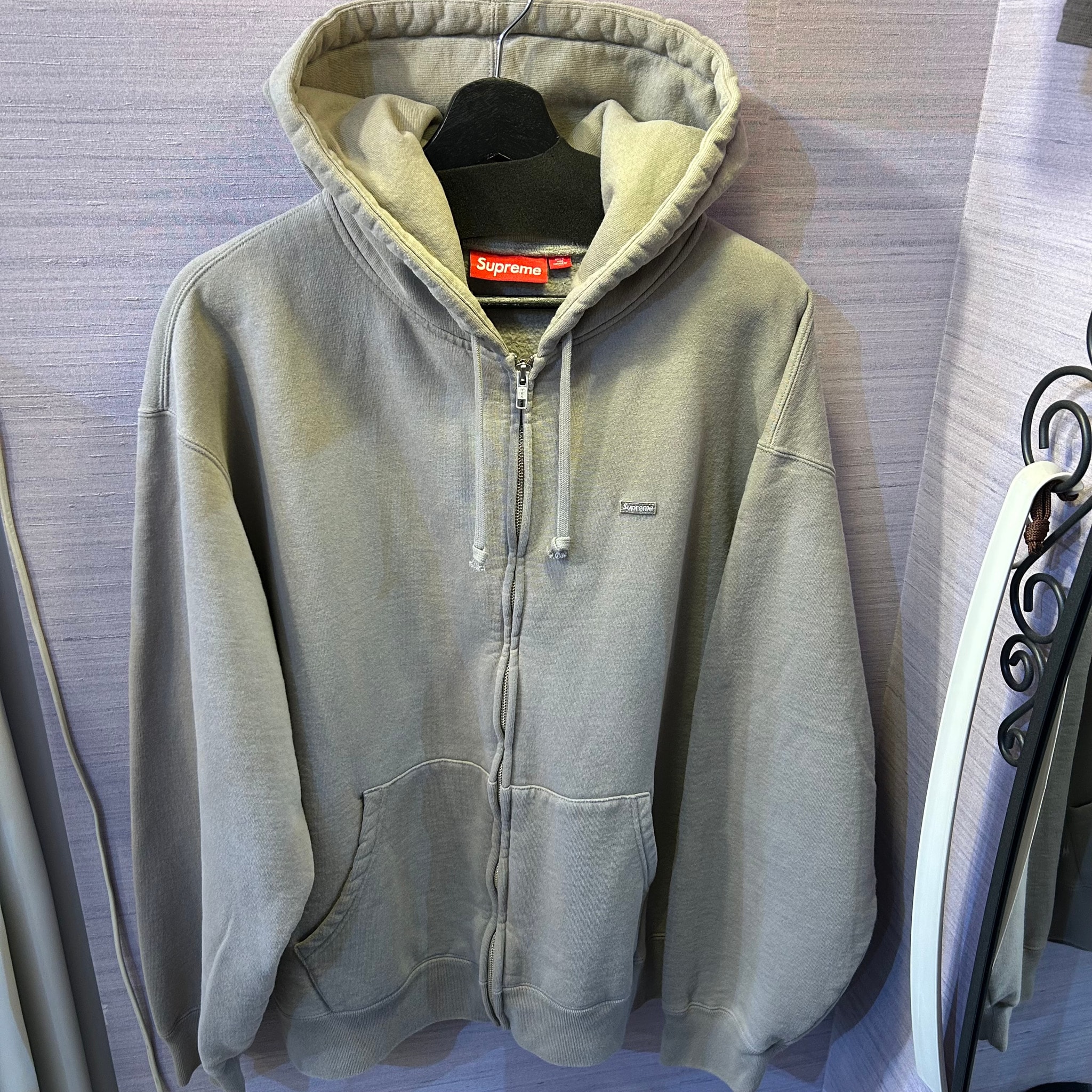 Supreme Small Box Zip Up Hooded Sweatshirt "Grey" (26FW)