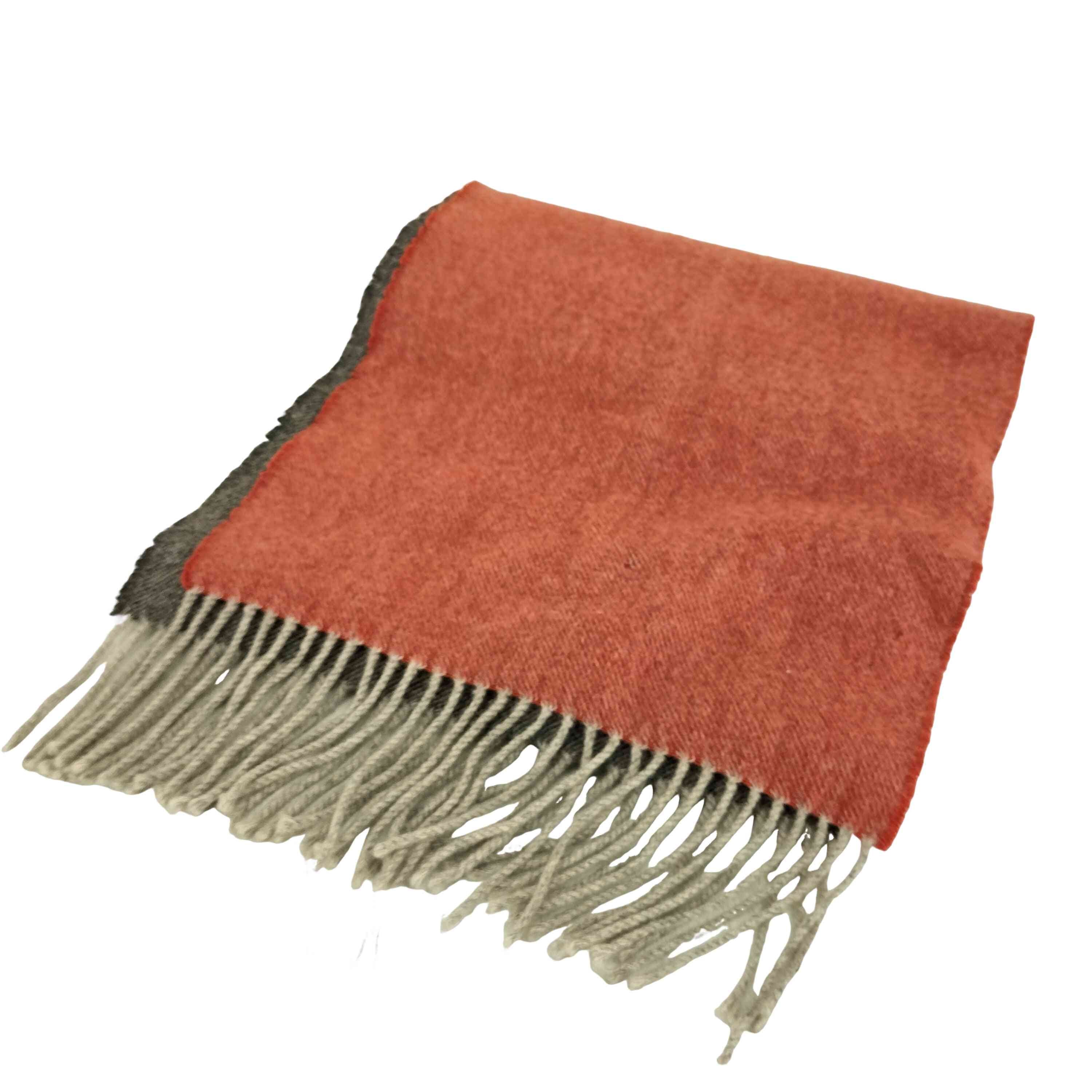 【中古美品】Paul Smith　カシミヤ100％マフラー　赤グラデーション D (傷や汚れあり)】カシミヤ100 グラデーションマフラー