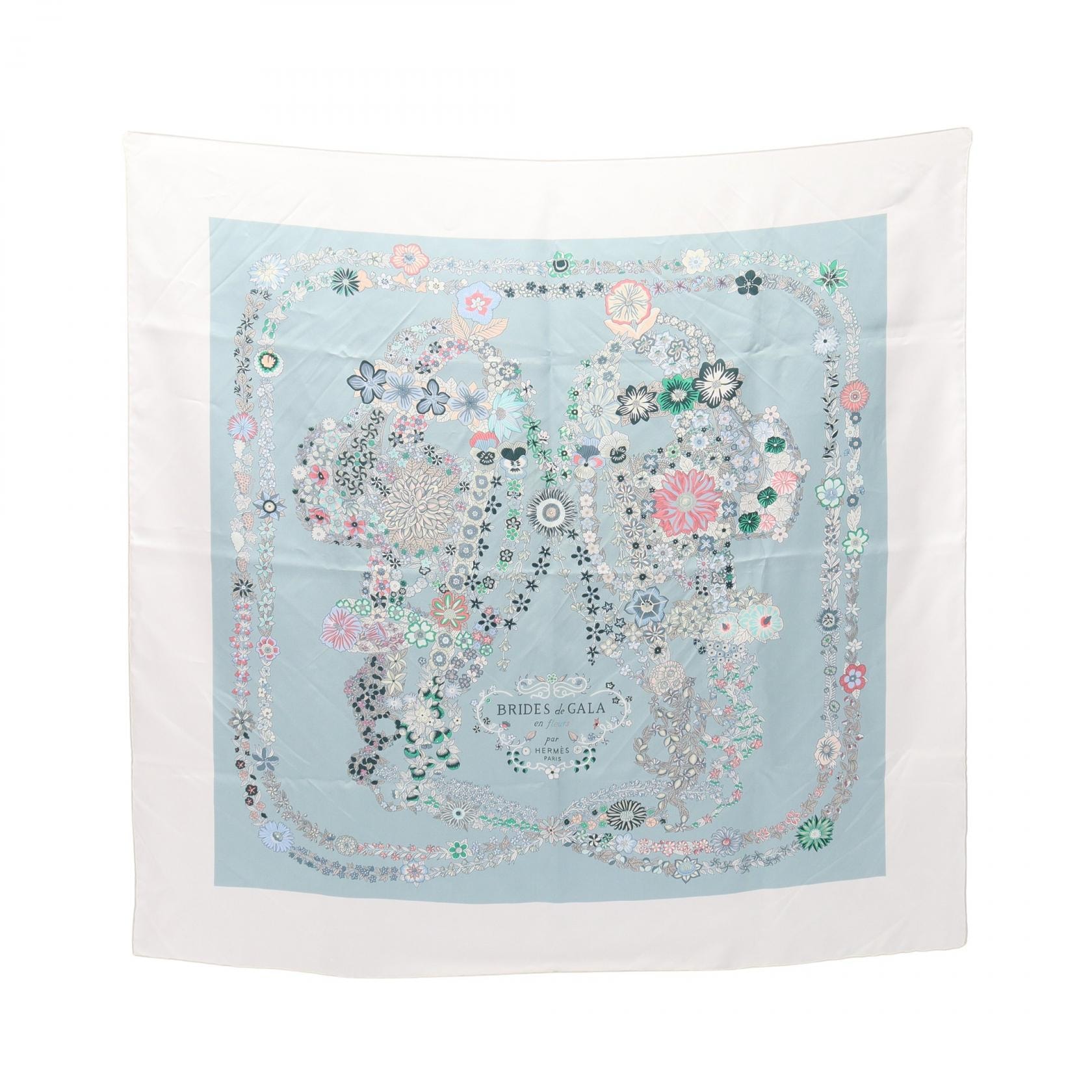 エルメス HERMES カレ90 BRIDES de GALA en fleurs スカーフ 衣料品 シルク シルク レディース ブルー系 / ホワイト系 / マルチカラー 【中古】