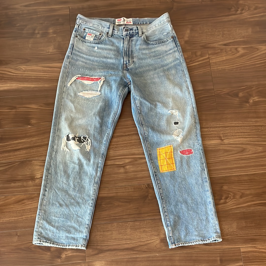 リーバイス x トイストーリー ルーズジーン "ライトインディゴ"