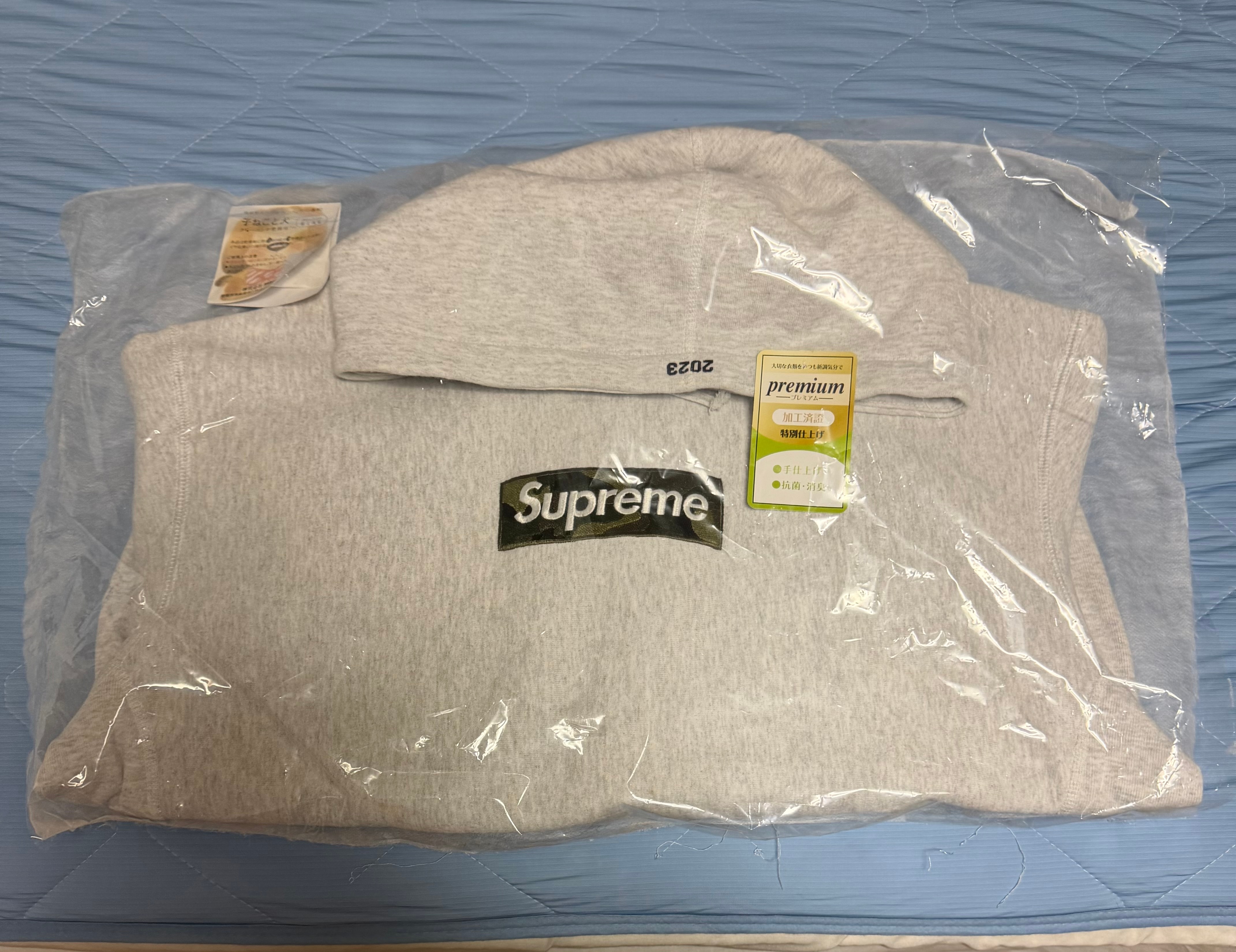 Supreme Box Logo Hooded Sweatshirt "Ash Grey" (23FW)