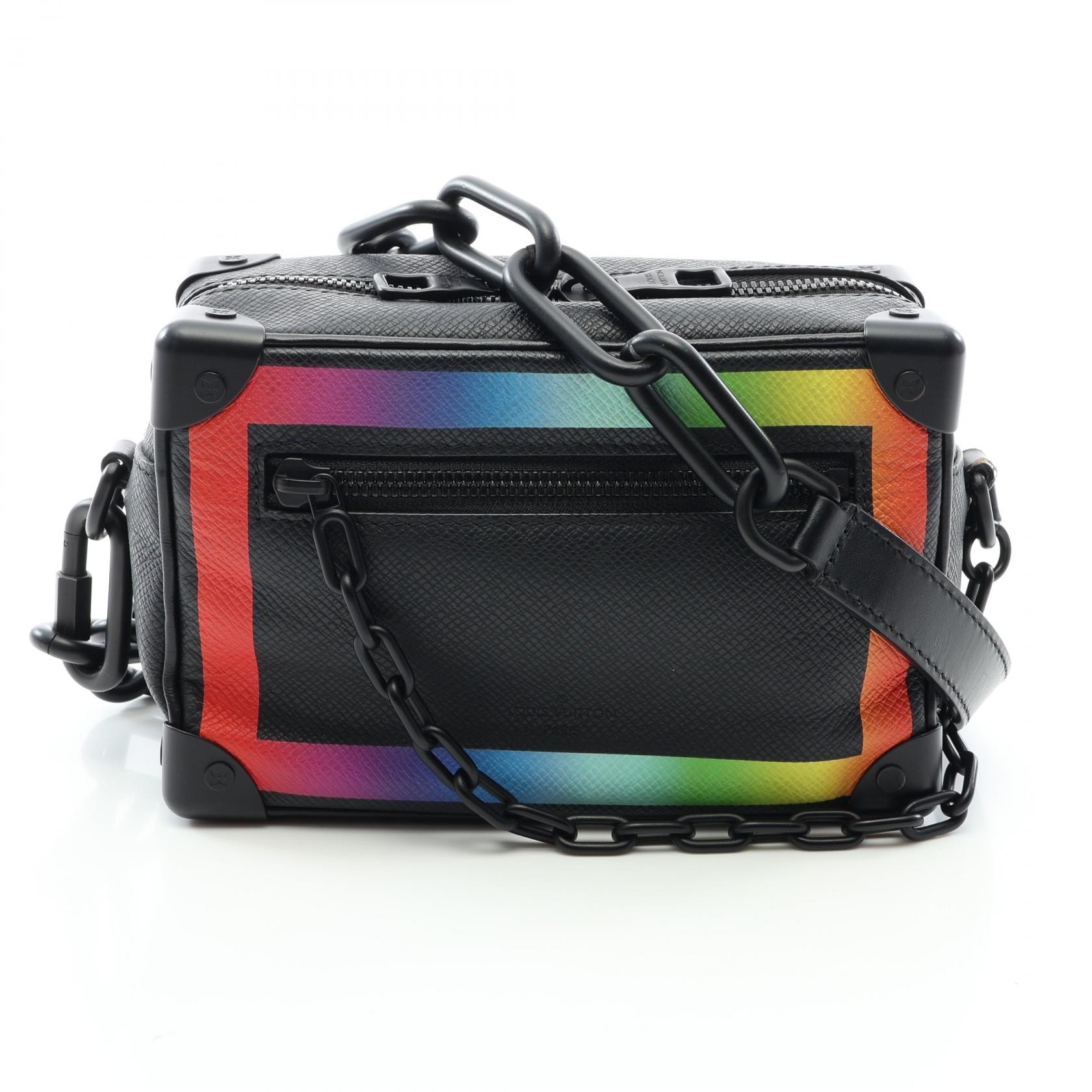 ルイ・ヴィトン LOUIS VUITTON ミニ ソフトトランク タイガ レインボー ショルダーバッグ バッグ レザー タイガ メンズ ブラック系 / マルチカラー M30351 【中古】