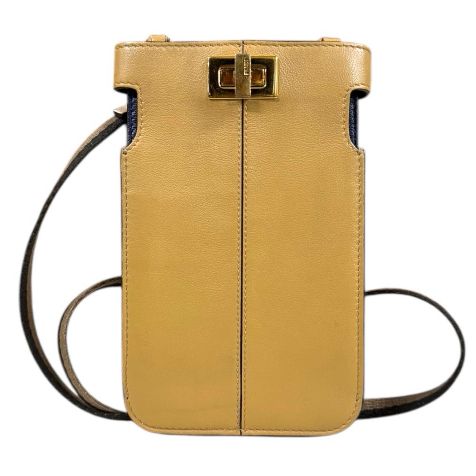フェンディ ピーカフォン ショルダーバッグ レザー 8M0442 ベージュ ユニセックス FENDI  中古