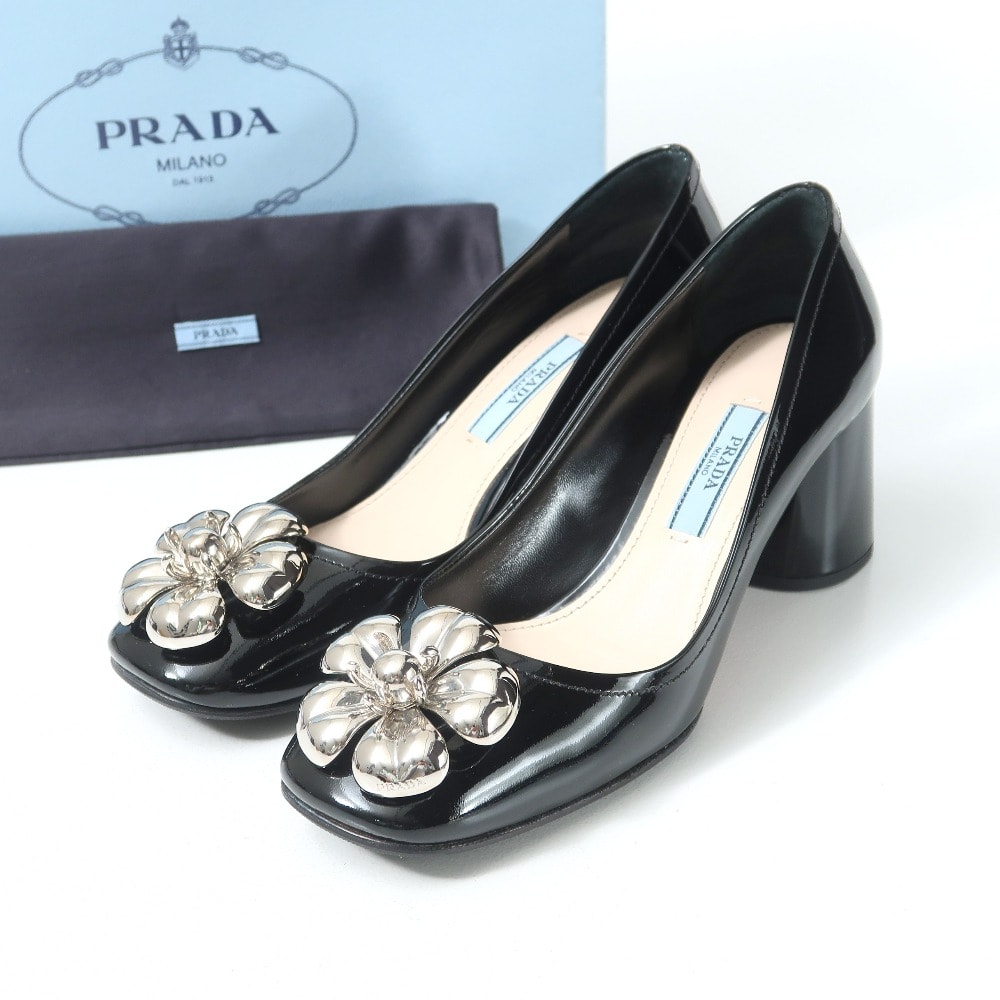 ■美品■PRADA プラダ パンプス サイズ34 1/2 フラワー チャンキーヒール エナメル レザー 靴 ブランド古着【中古】20250625/RA5146
