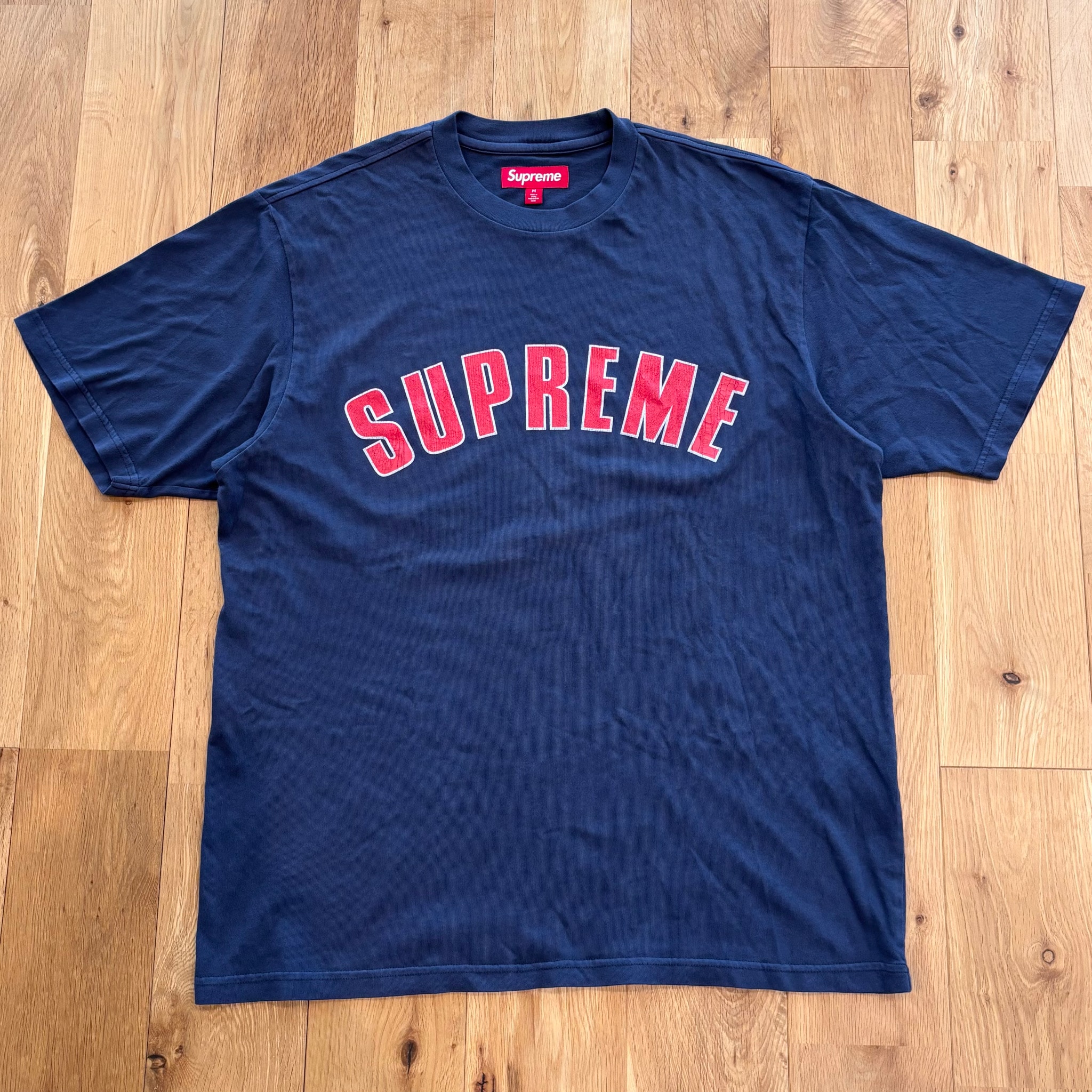 Supreme Cracked Arc S/S Top "Navy"