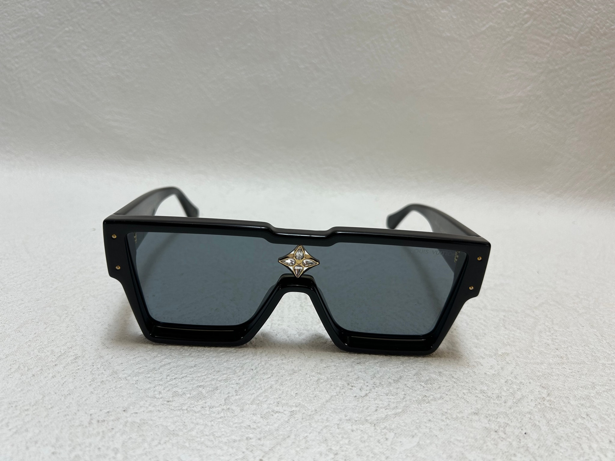 Louis Vuitton Cyclone Sunglasses "Grey Marble/Grey"