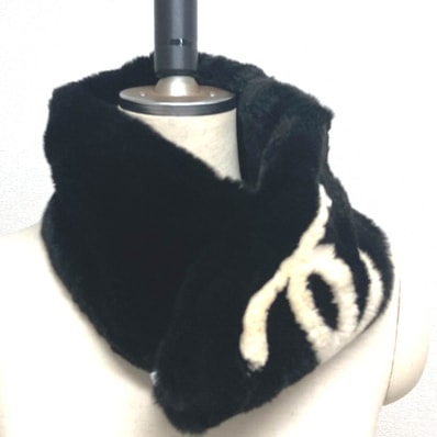 シャネル CHANEL CC ココマーク デカココ アクセサリー ティペット マフラー ファー ブラック