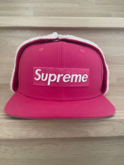 Supreme Earflap Box Logo New Era "Pink"