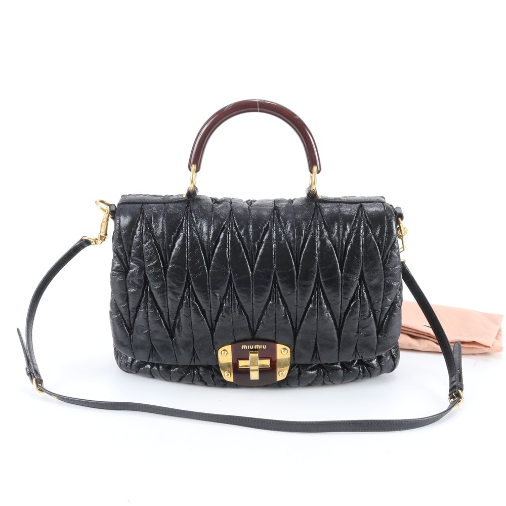 ミュウミュウ マテラッセショルダーバッグ レザー