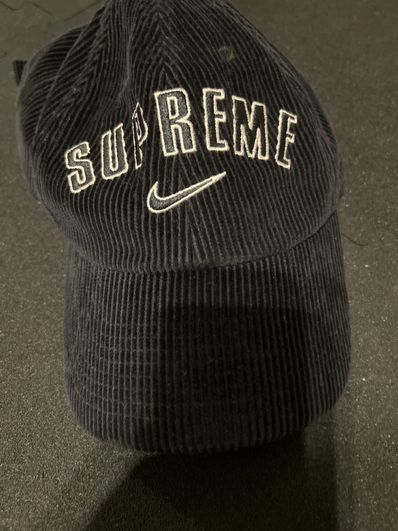 Supreme / Nike Arc Corduroy 6-Panel "Black"