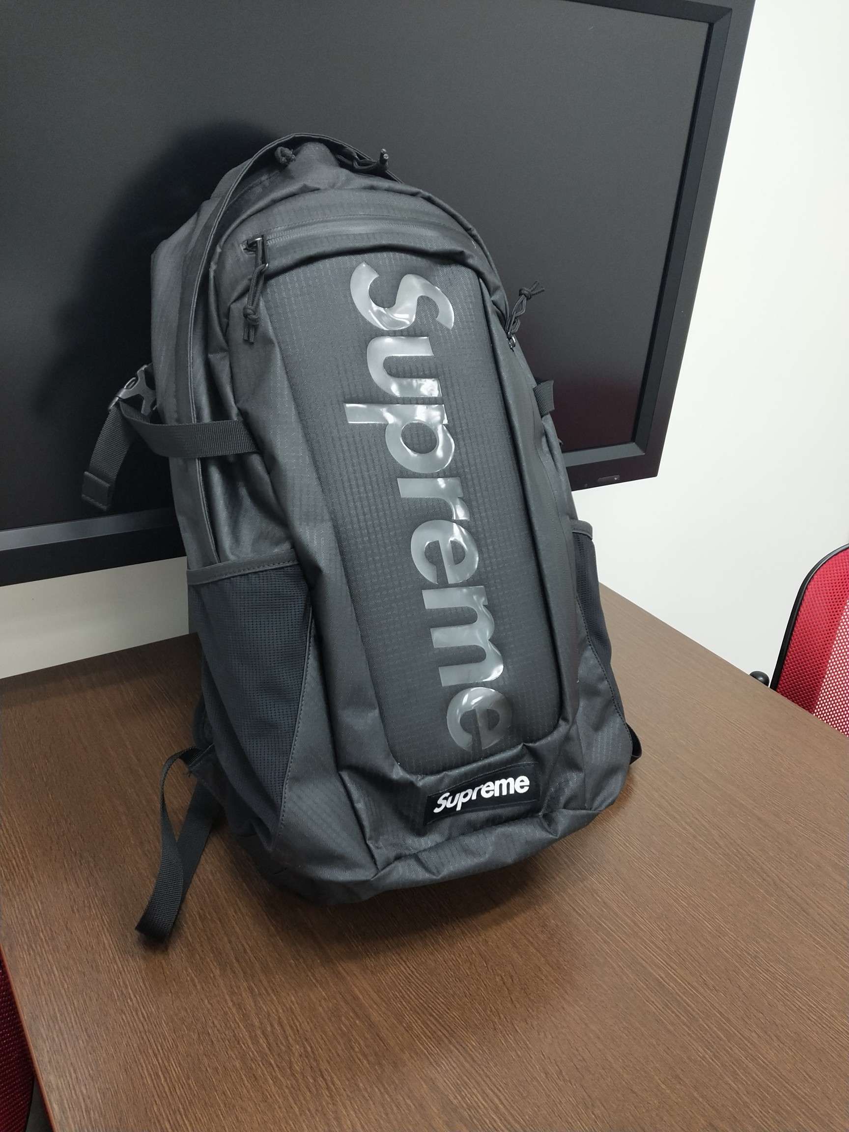 Supreme Backpack 21SS "Black"