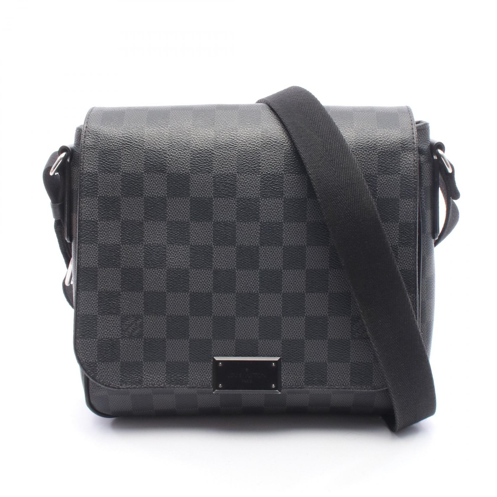 ルイ・ヴィトン LOUIS VUITTON ディストリクトPM ダミエグラフィット ショルダーバッグ バッグ PVCコーティングキャンバス レザー メンズ ブラック系 N41260 【中古】