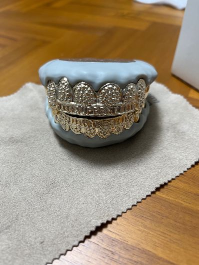 Supreme / WTAPS Grills Incense Burner "Gold" 212OWSPD-ACS01S