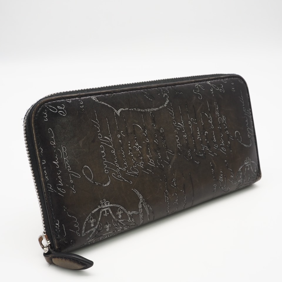 美品 Berluti ベルルッティ カリグラフィ ラウンドジップウォレット - 長財布 グレー カーフレザー メンズ