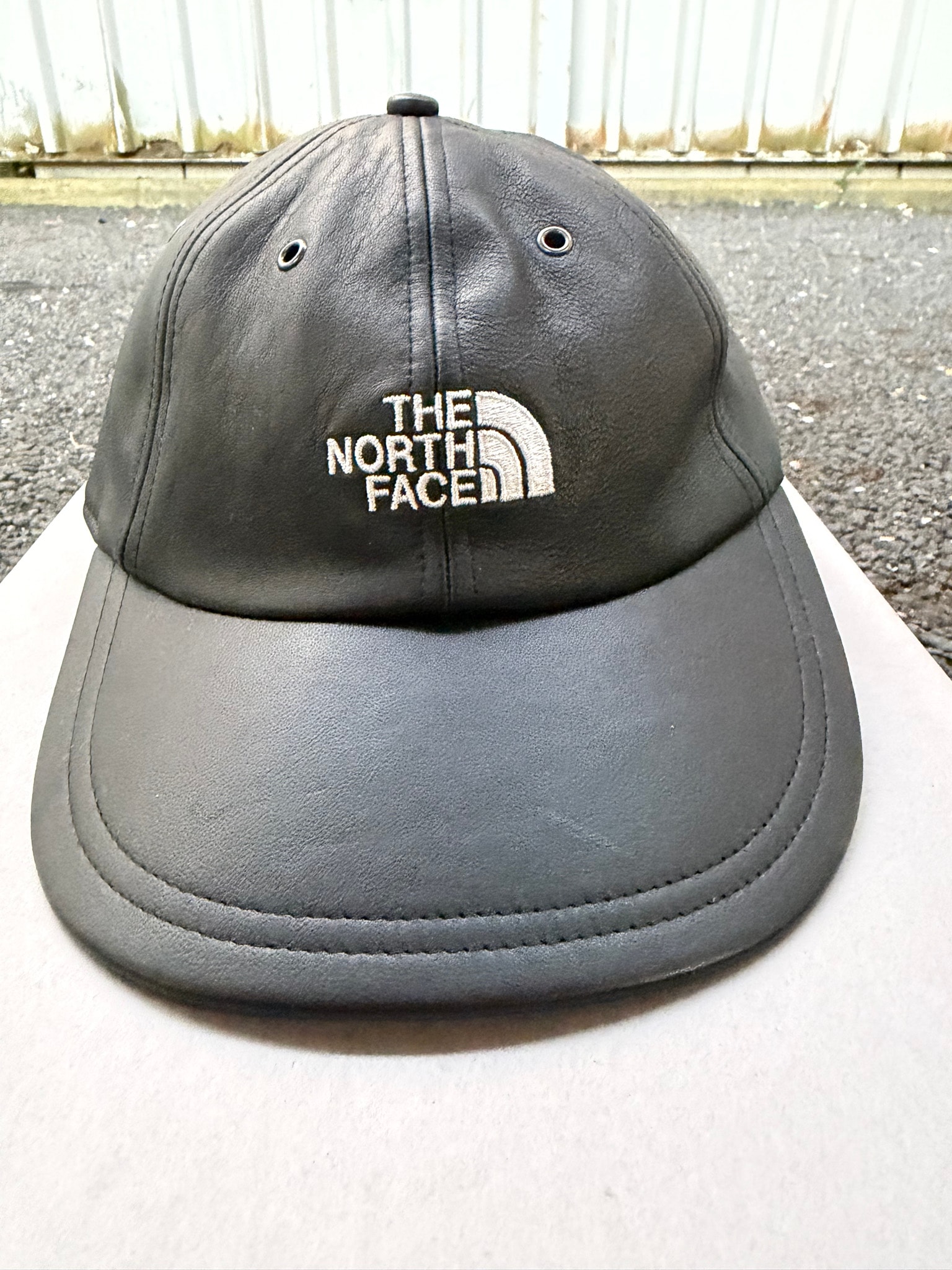 Supreme x The North Face Leather 6-Panel Hat "Black"