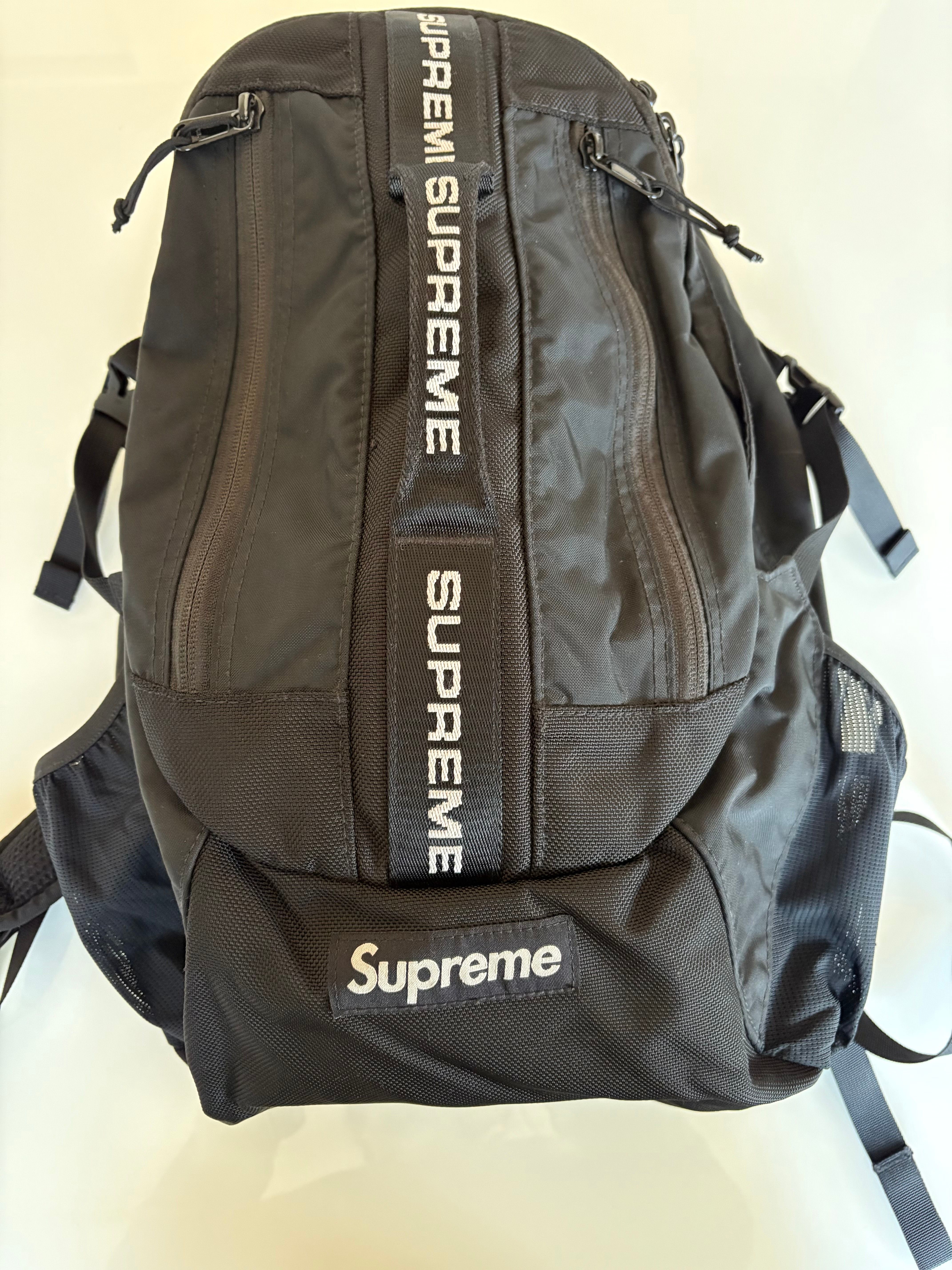 Supreme FW22 Backpack "Black"
