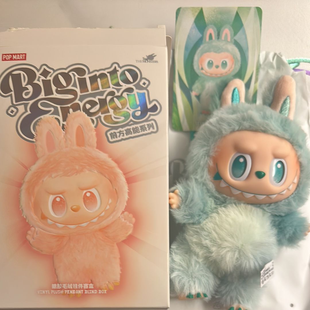 POP MART THE MONSTERS (LABUBU) Big into Energy Series Plush Pendant SERENITY