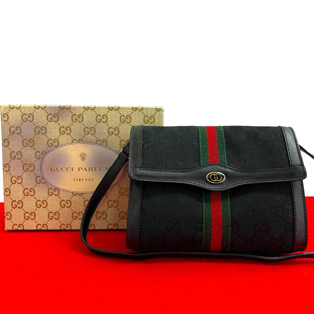GUCCI グッチ シェリーライン GG ロゴ 金具 キャンバス レザー ショルダーバッグ ブラック
 78120