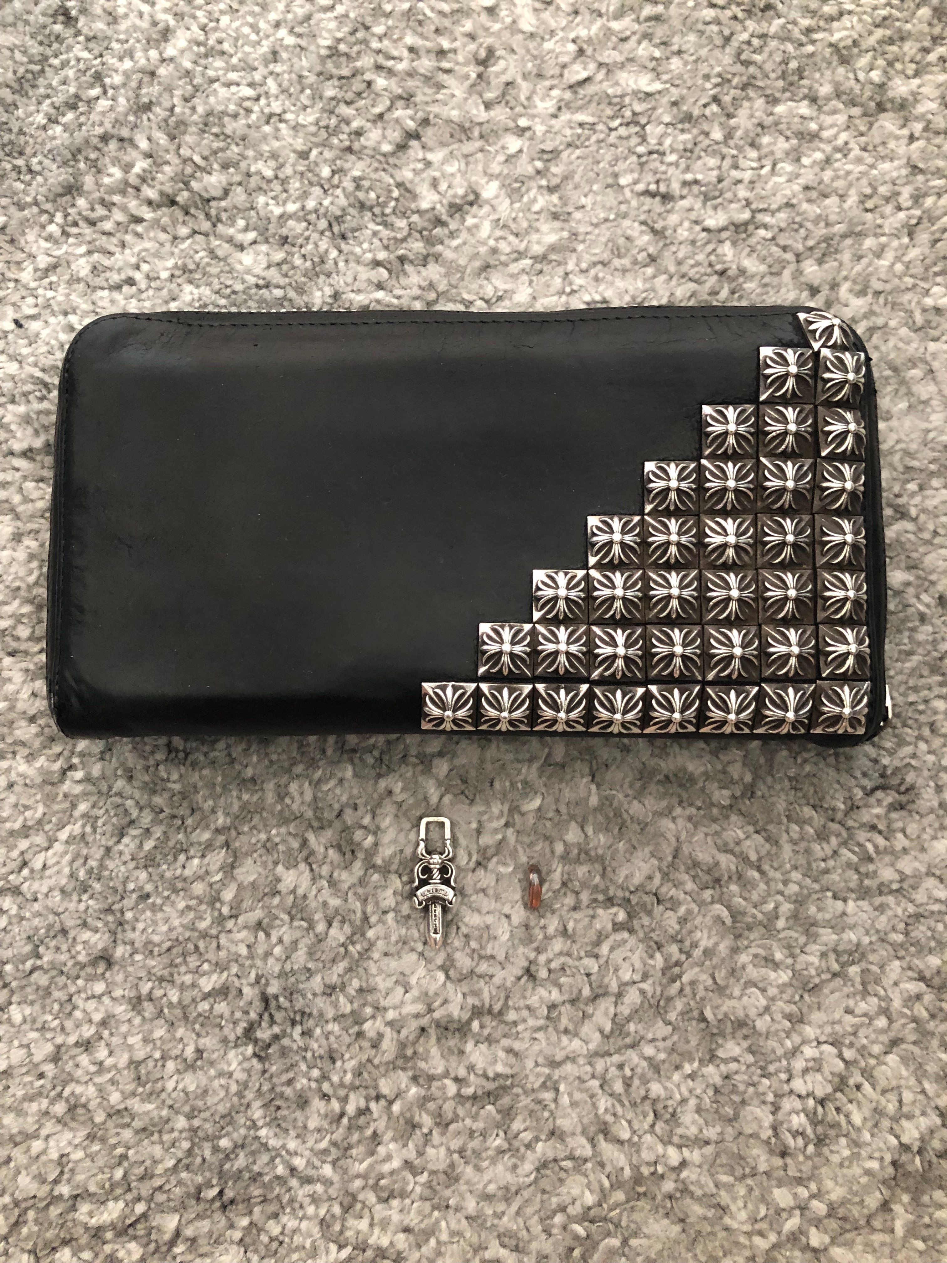 クロムハーツ ピラミッド 訳有りです。デストロイレザー