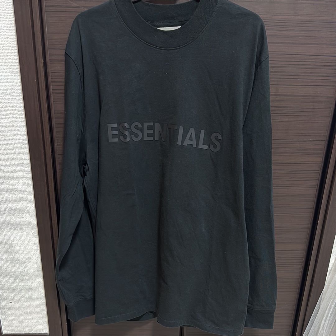 フィアオブゴッド エッセンシャルズ 3D シリコン アップリケ ボクシー ロングスリーブ Tシャツ "ブラック"