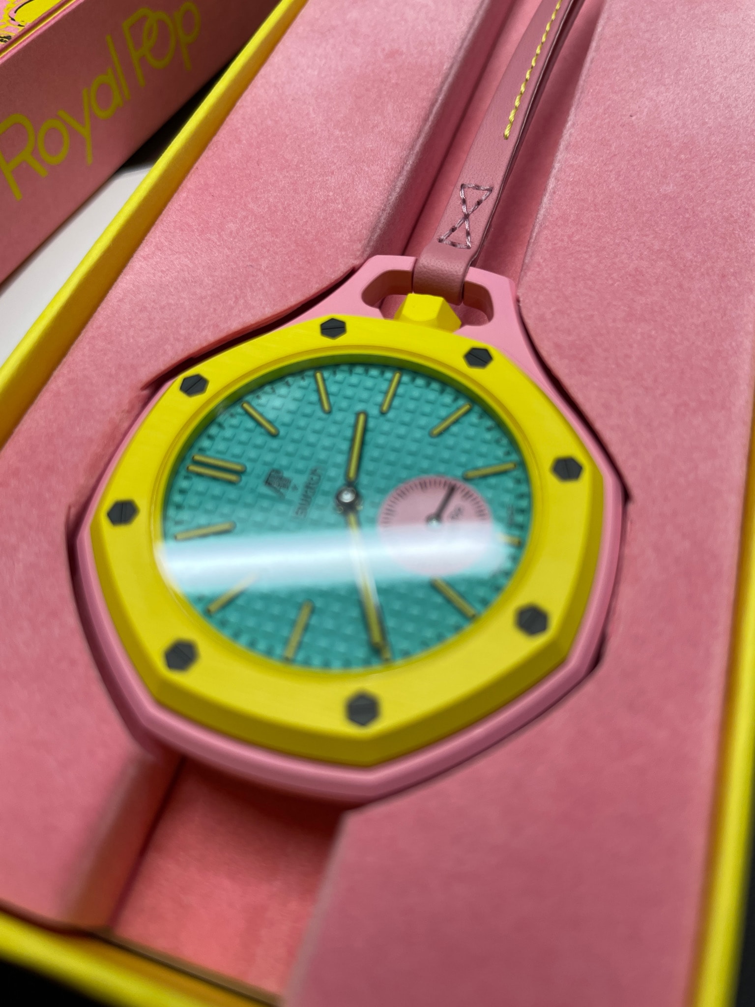 Swatch x Audemars Piguet Royal Pop Otg Roz "Pink/Yellow"