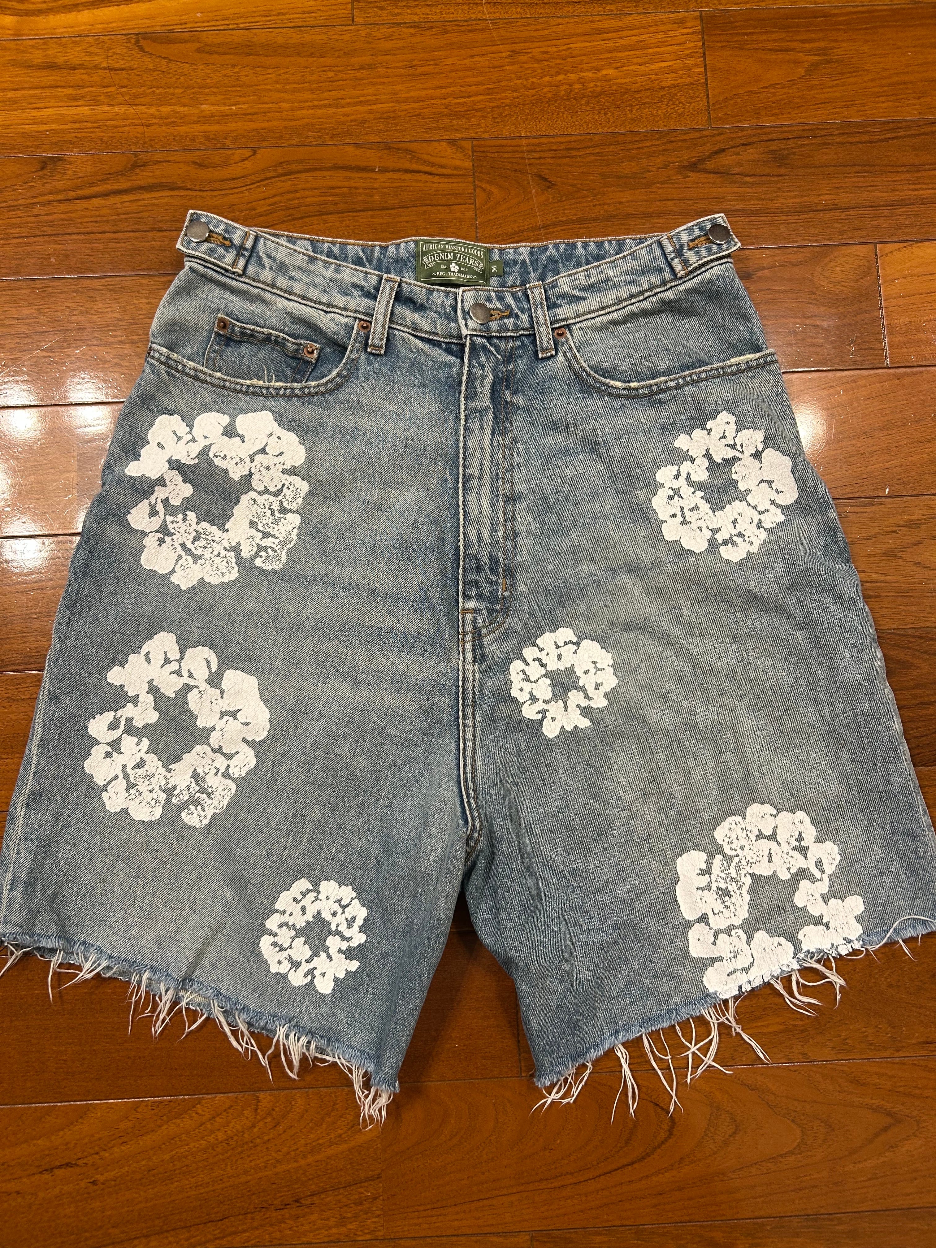 DENIM TEARS The Cotton Wreath Jean Short "Light Wash"